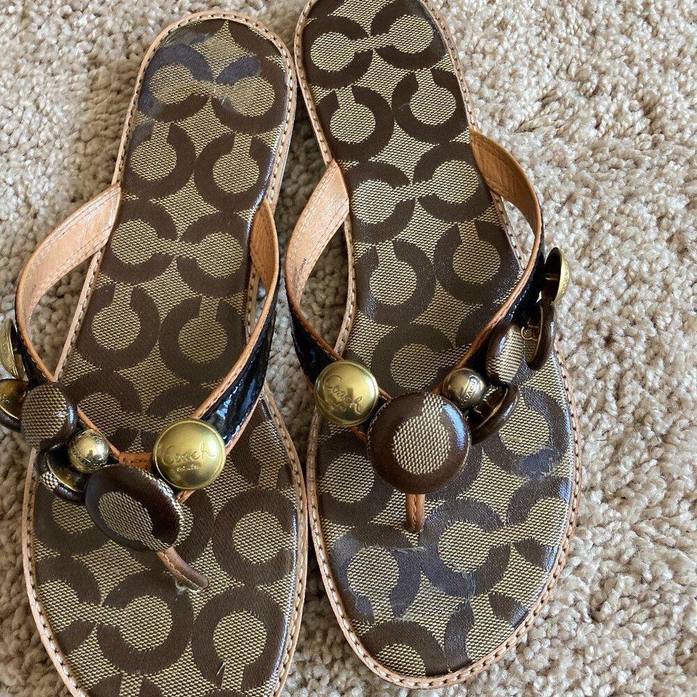 Coach Flip Flops Size 7.5 Summer Beach Vacation